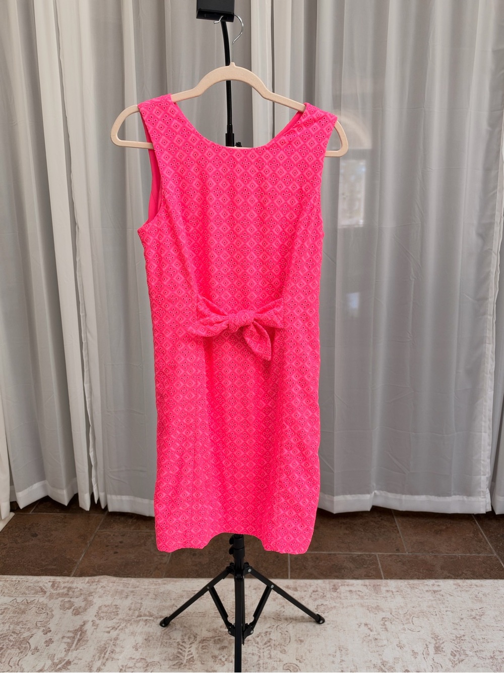 Lilly Pulitzer Hot Pink Eyelet Tie Front Sleeveless Dress Size 4